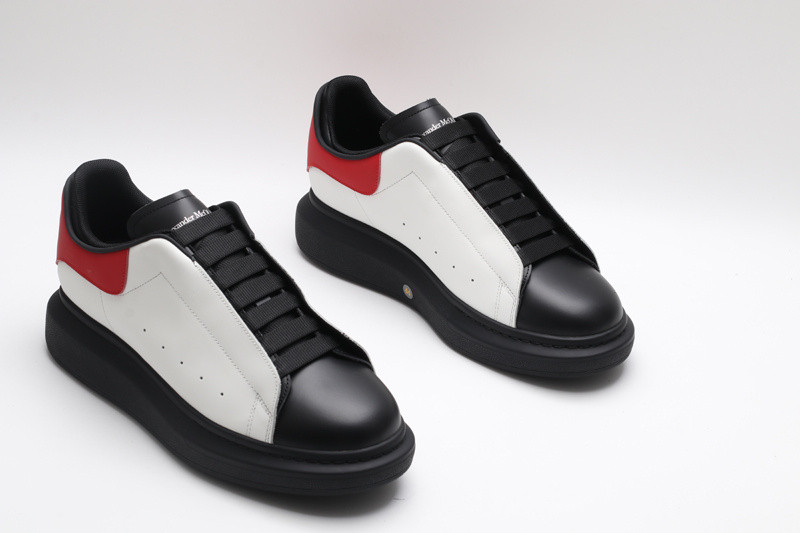 ALEXANDER MCQUEEN SNEAKER