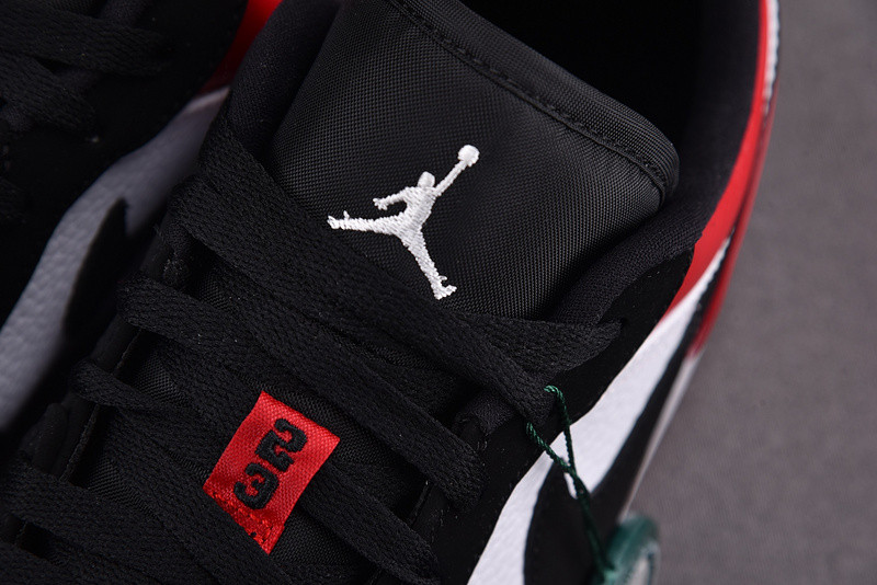 Air Jordan 1 Low“Black Toe” 553558-116