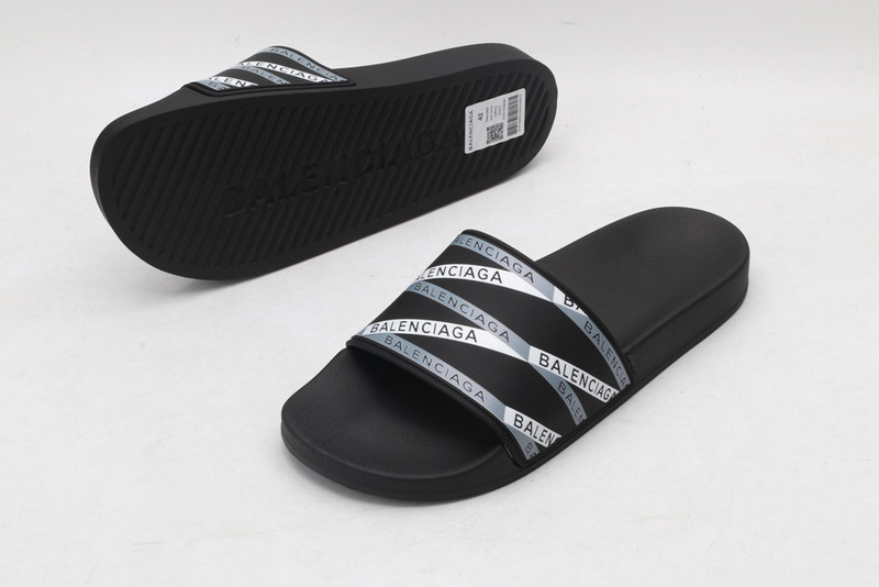 Ba*len*cia*ga slides