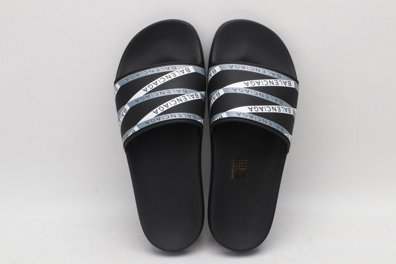 Ba*len*cia*ga slides