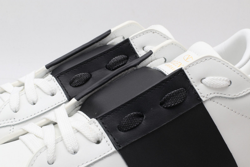 V*LENTINO SNEAKER