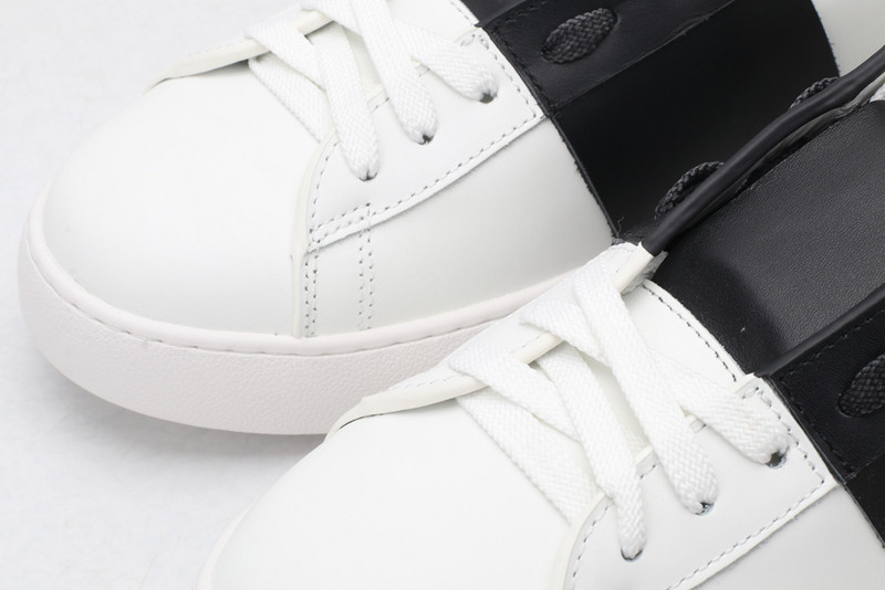 V*LENTINO SNEAKER