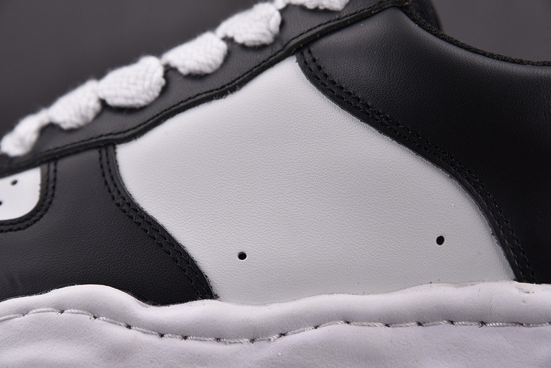 MAISON MIHARA SNEAKERS