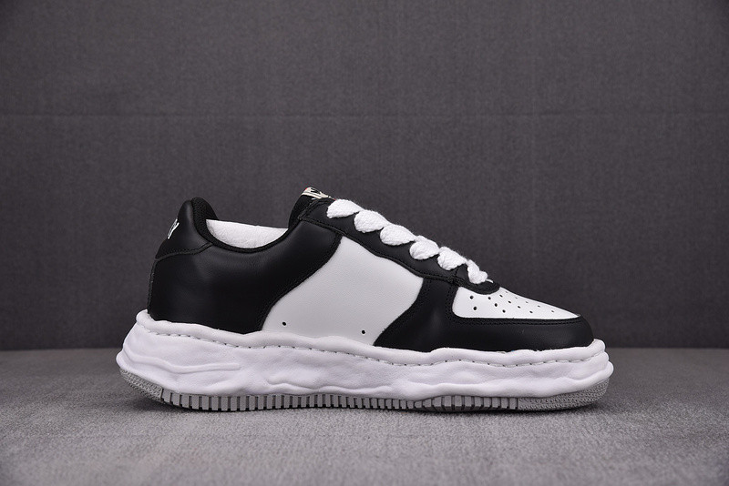 MAISON MIHARA SNEAKERS