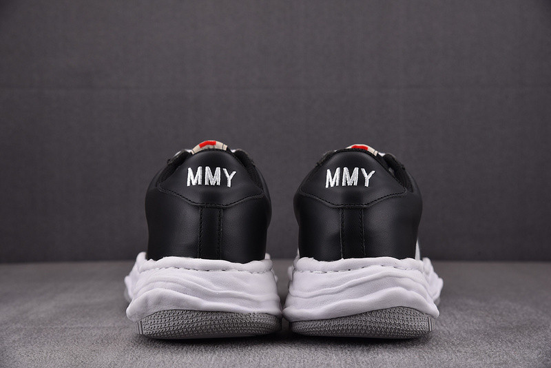MAISON MIHARA SNEAKERS
