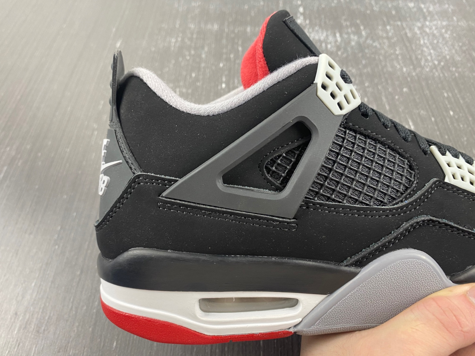 NIKE SB X R JORDAN 4 DR5415-060(This is not a classic model, the classic model is at the back!)