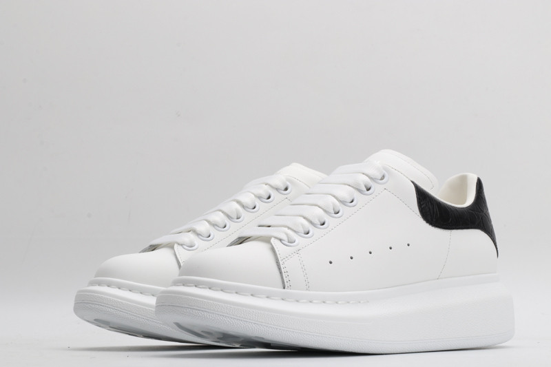 ALEXANDER MCQUEEN SNEAKER