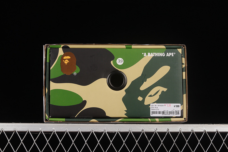 BAPE SNEAKERS