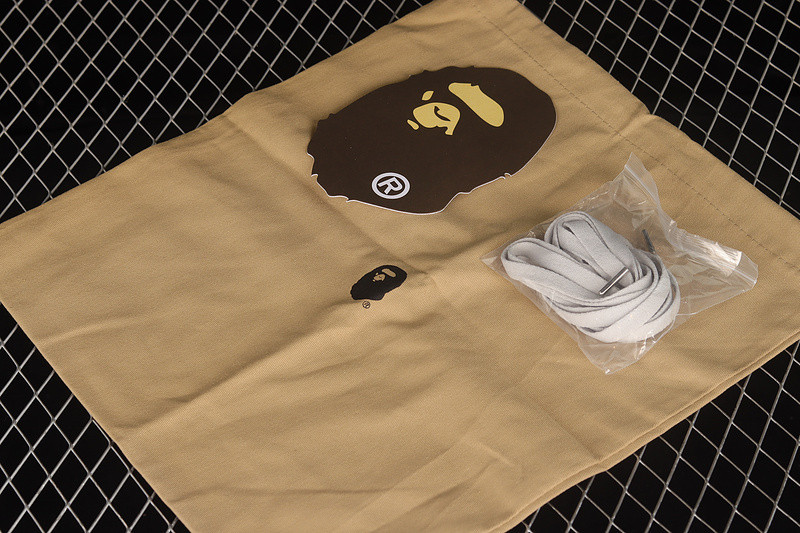 BAPE SNEAKERS