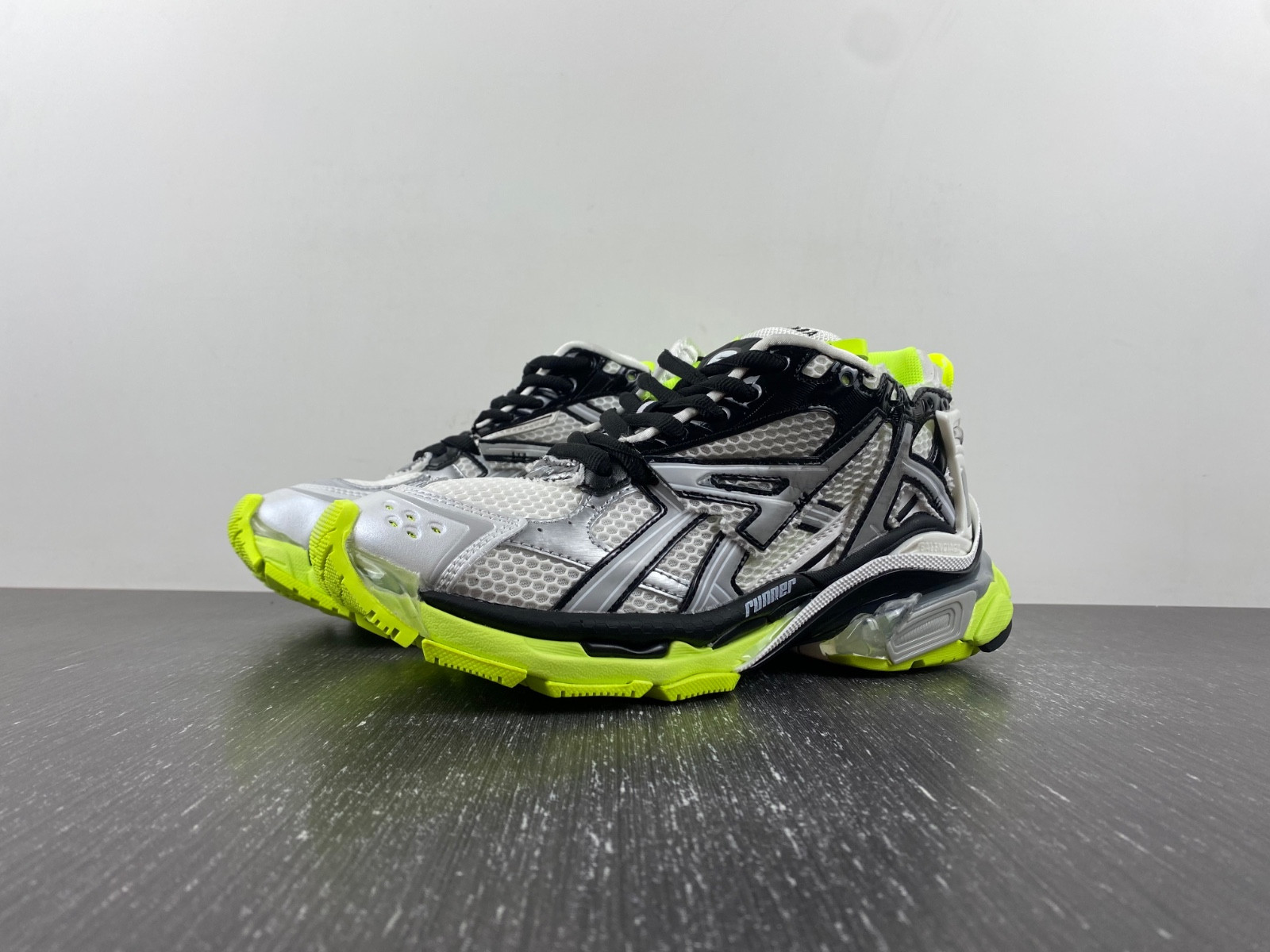 Ba*len*cia*ga runner 67403 w3rbp 1093