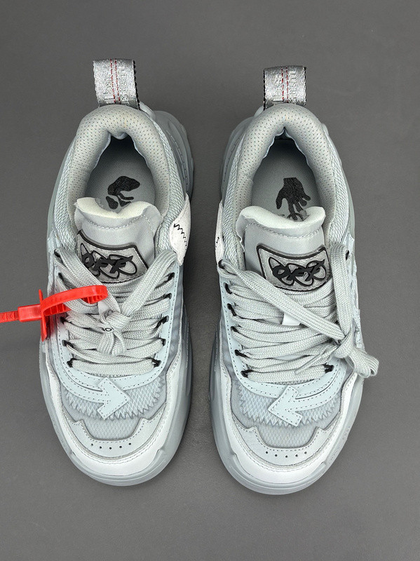 OW C/O ODSY-1000 SPORTS SHOES
