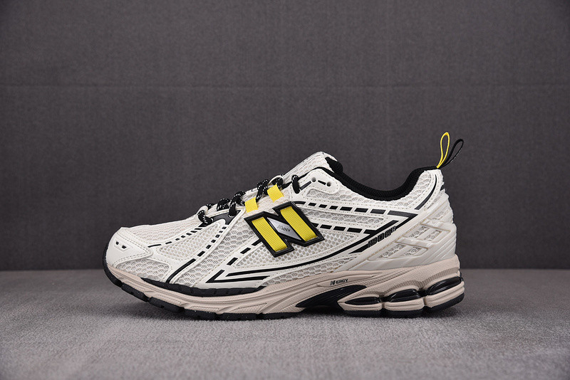 Ganni x New Balance 1906R Egret M1906RGG