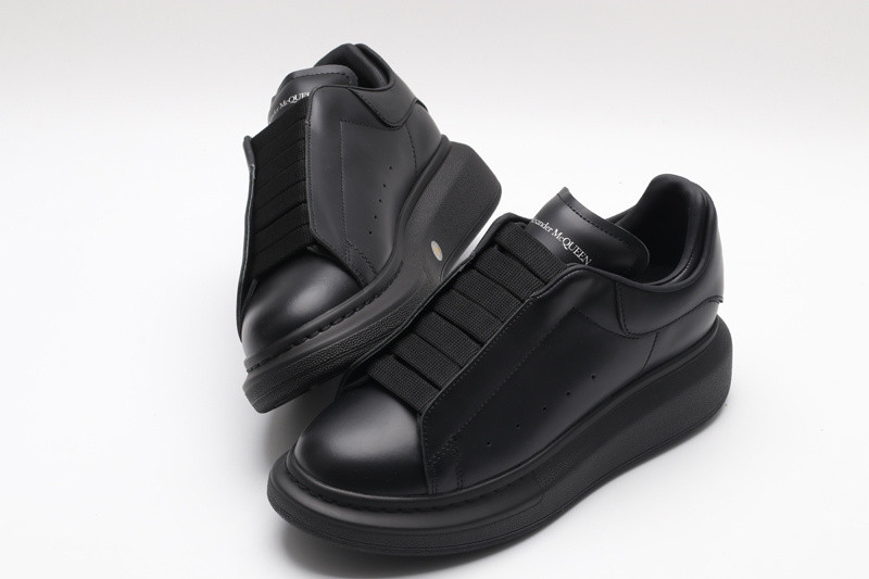 ALEXANDER MCQUEEN SNEAKER