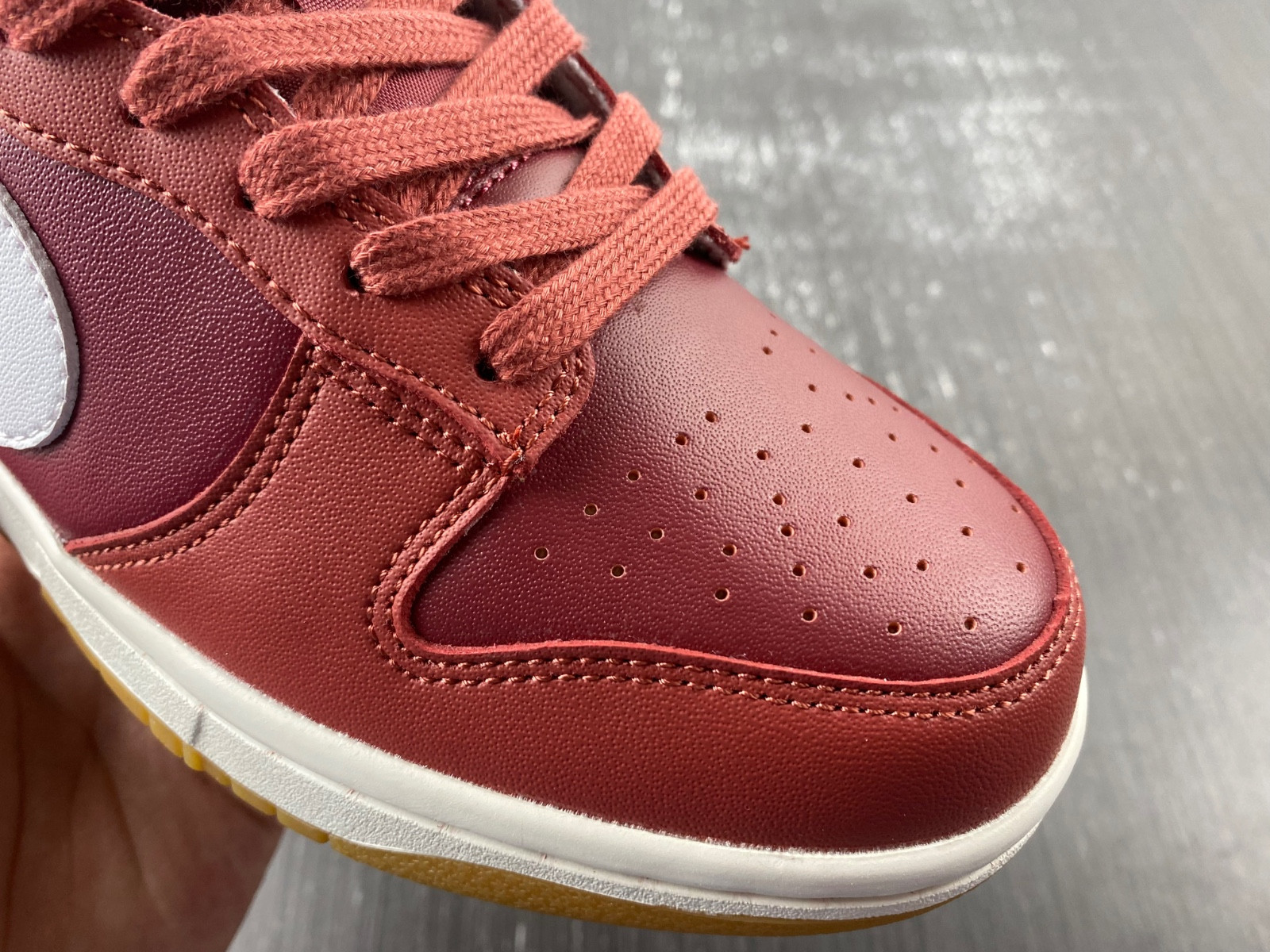 Dunk Low With Hits Of “Desert Berry”DD1503-603