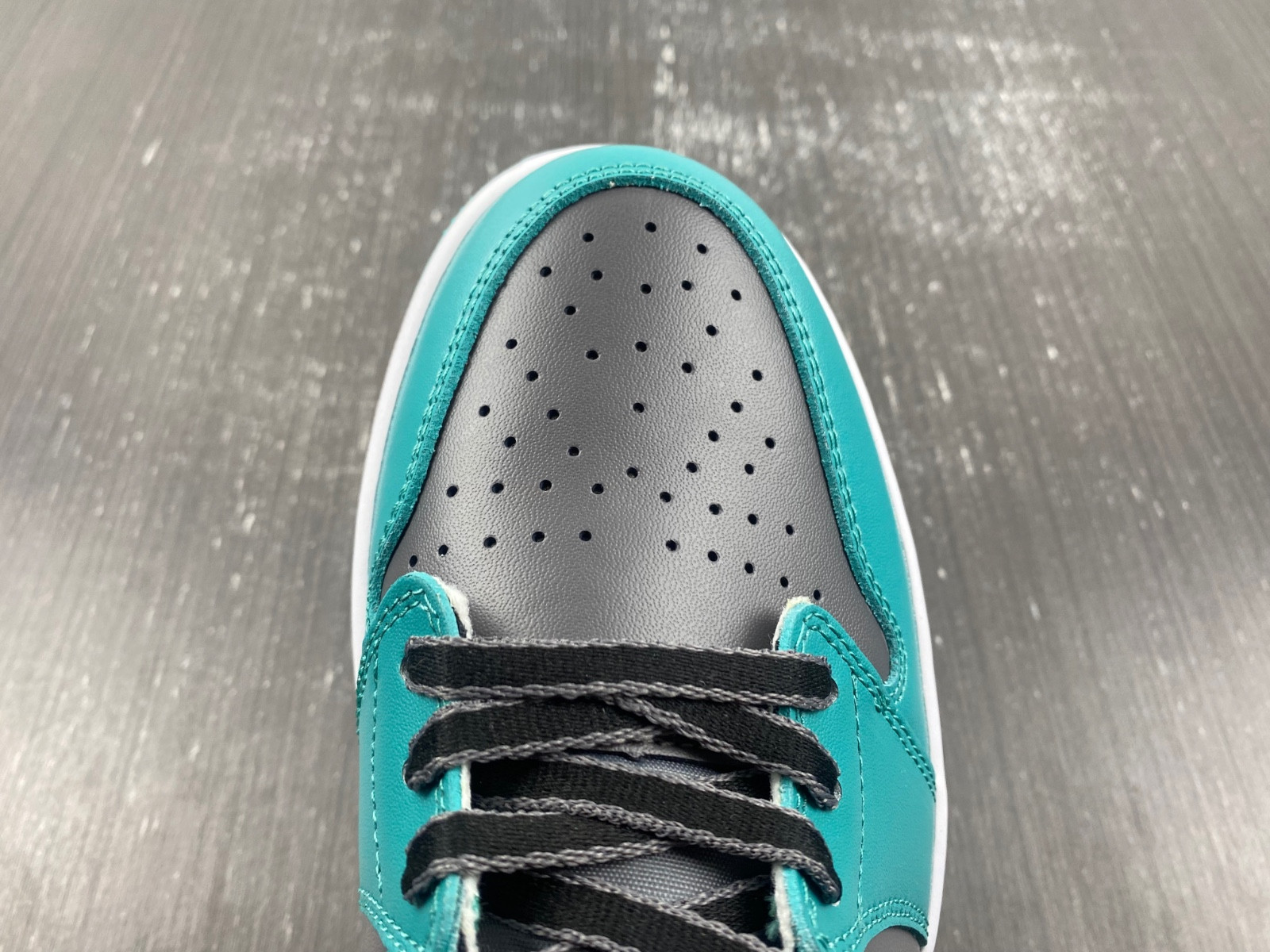 Air Jordan 1 Low Golf 