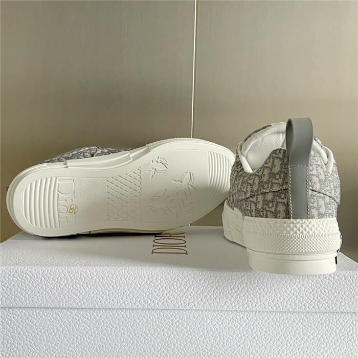 B23 SKATER SNEAKER