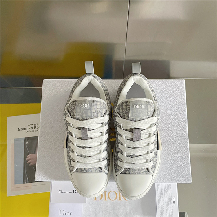 B23 SKATER SNEAKER