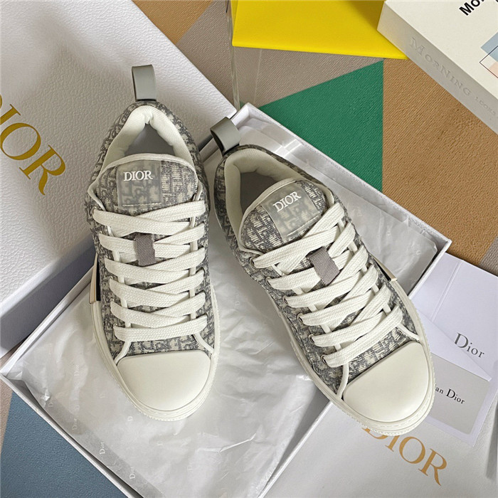 B23 SKATER SNEAKER