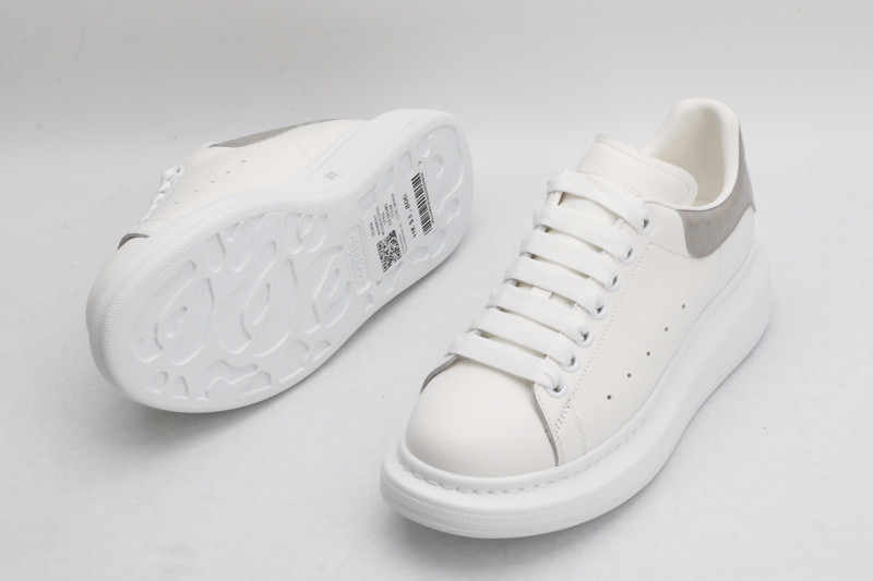 ALEXANDER MCQUEEN SNEAKER