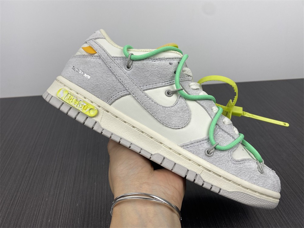 NIKE DUNK LOW OW LOT 14 OF 50 DJ0950-106