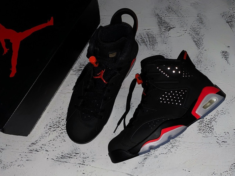 Air Jordan 6 Retro