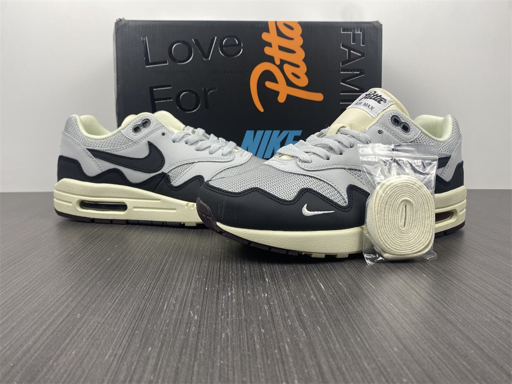 Patta x Nike Air Max 1 Black White Grey DH1348-002