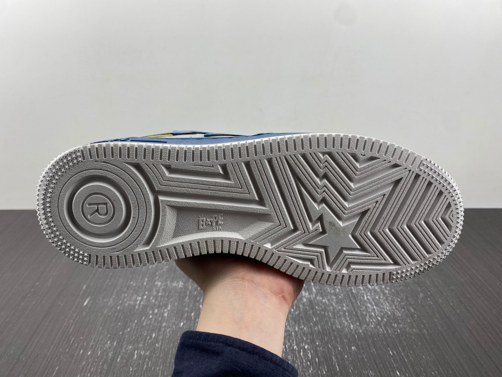 BAPE SNEAKERS