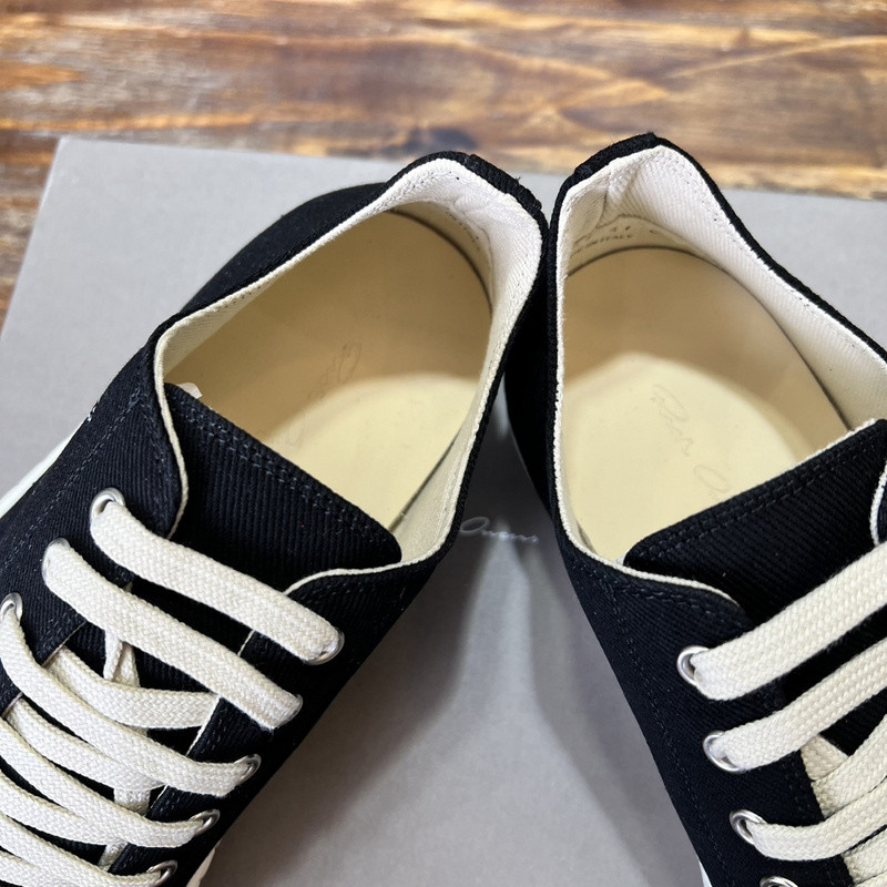RICK 0WENS SNEAKERS