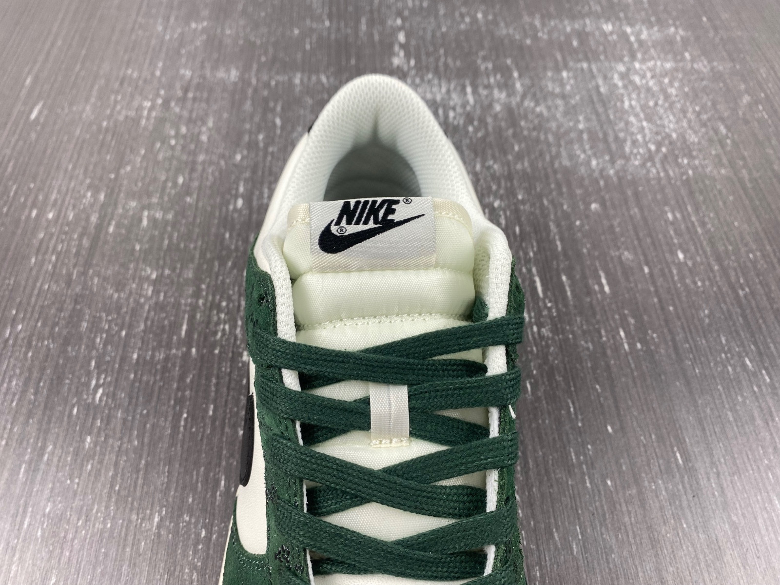 Nike Dunk Low Green Snake FQ8893-397