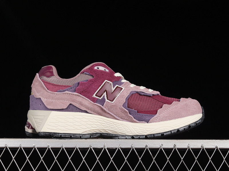 New Balance 2002R 