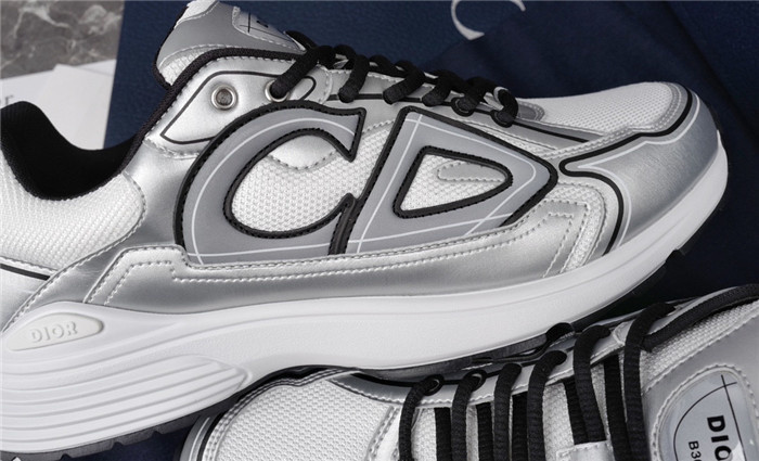 DR B30 SNEAKER