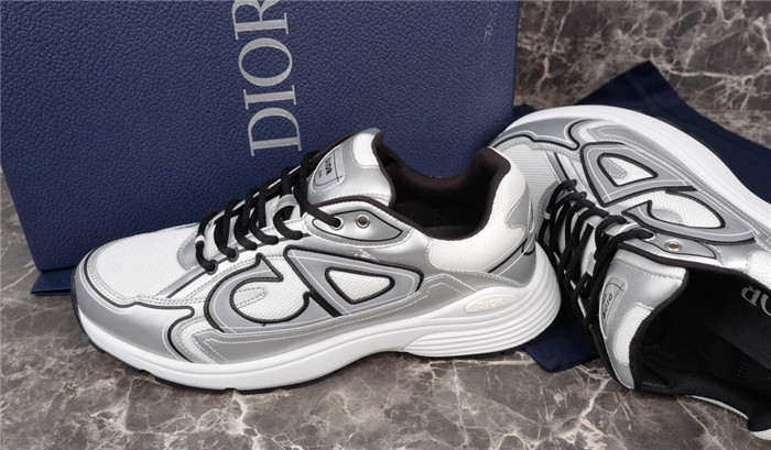 DR B30 SNEAKER