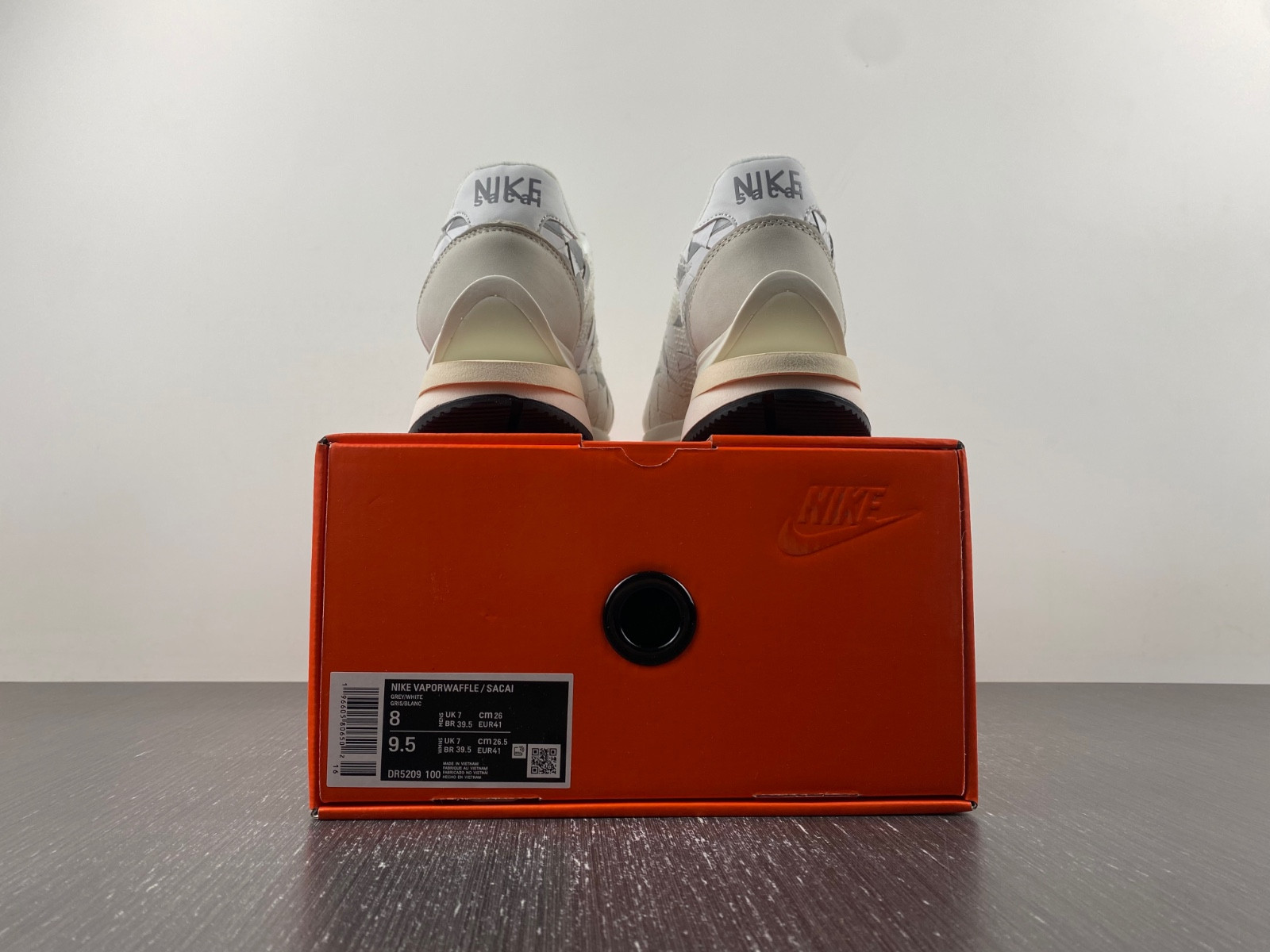 Social x Nike woven "White" DR5209-100