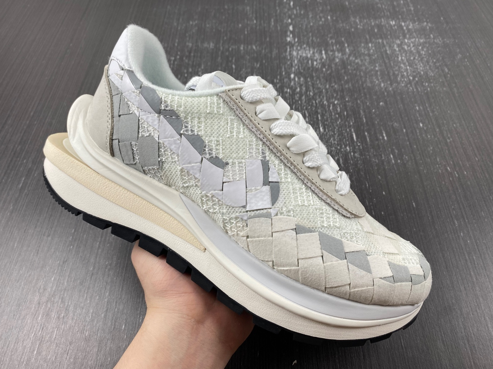 Social x Nike woven "White" DR5209-100