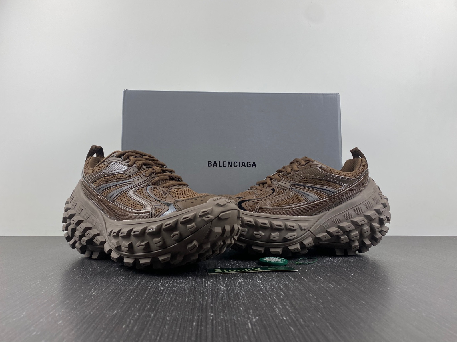 Ba*len*cia*ga bouncer chunky-sole sneakers