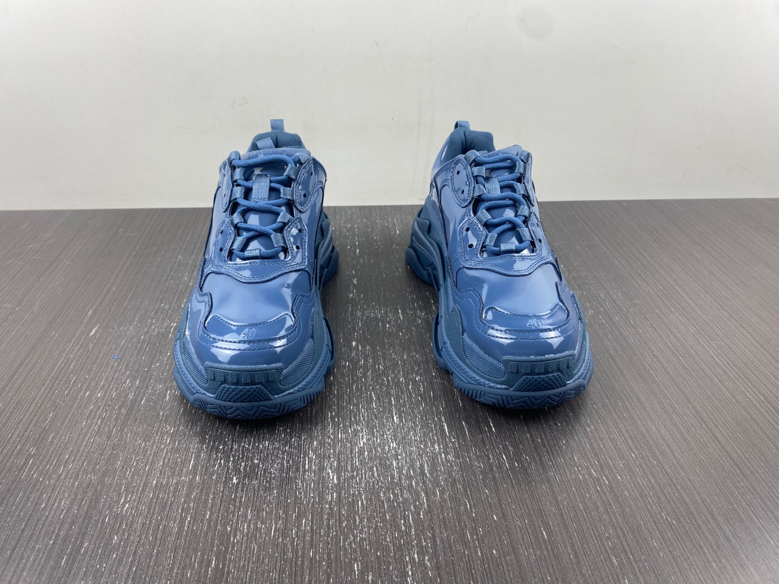 Ba*len*cia*ga triple s 734954 w2paa 4000