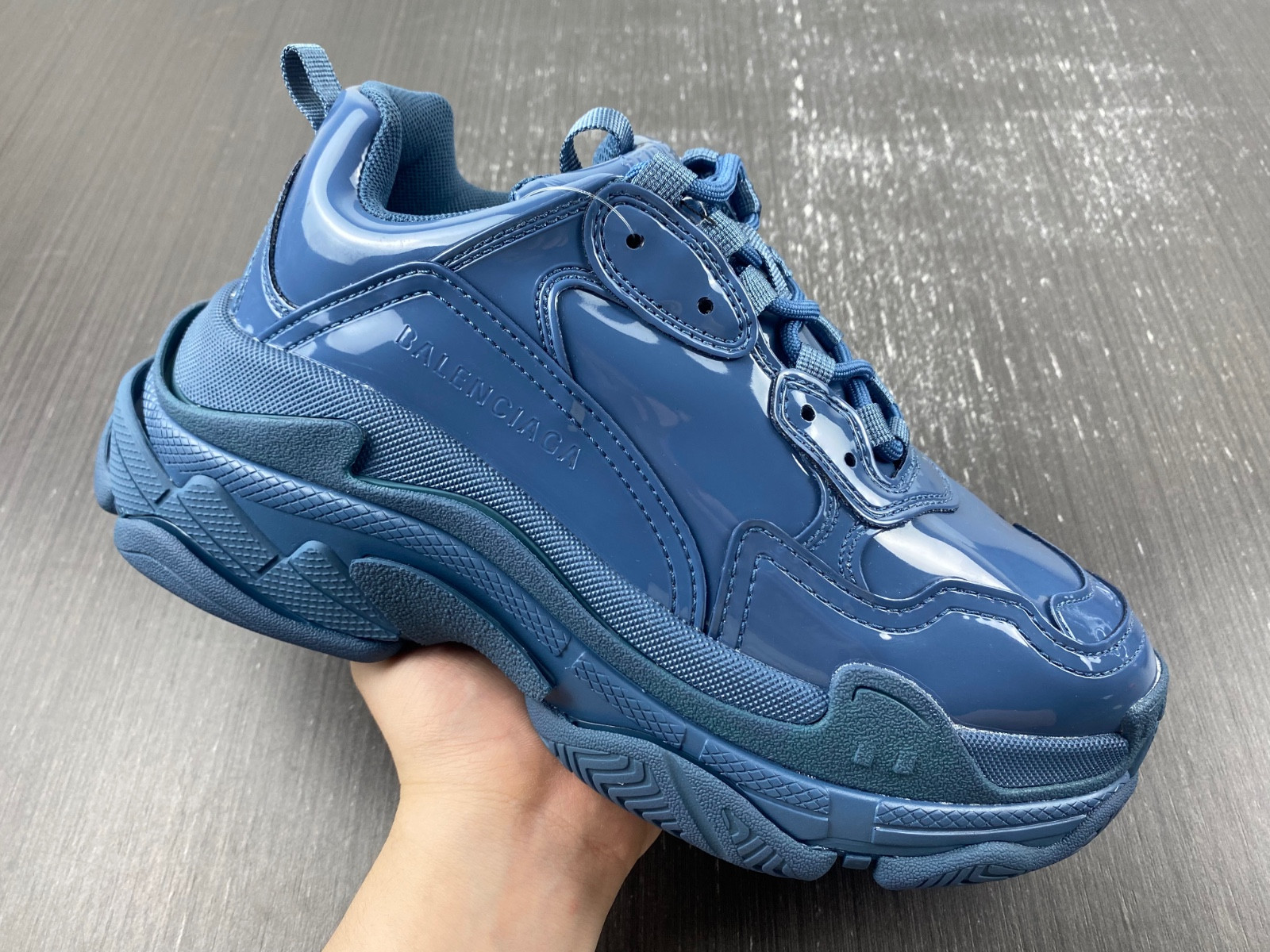 Ba*len*cia*ga triple s 734954 w2paa 4000