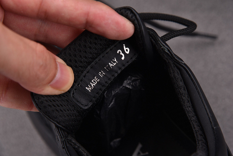 PR SNEAKER