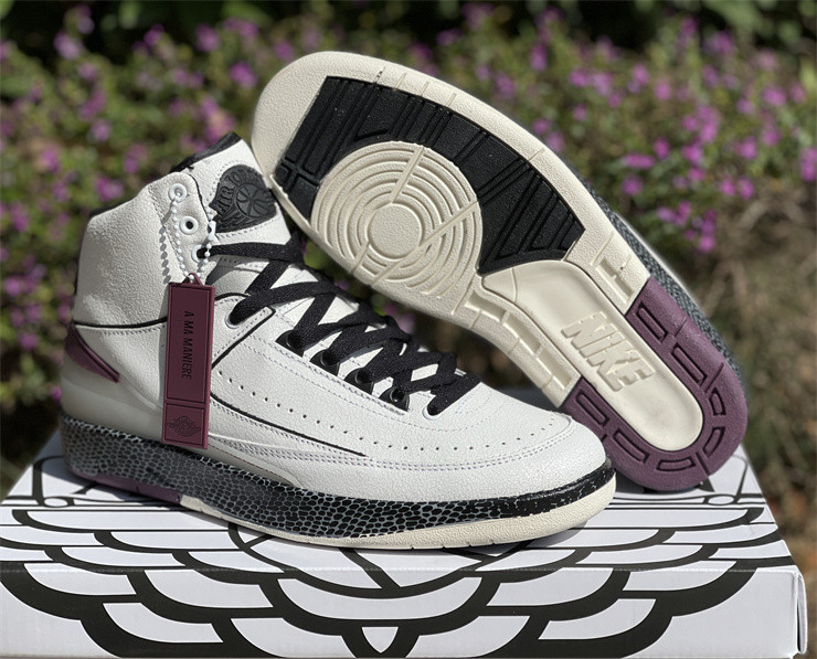 A MA MANIERE X AIR JORDAN 2 DO7216-100