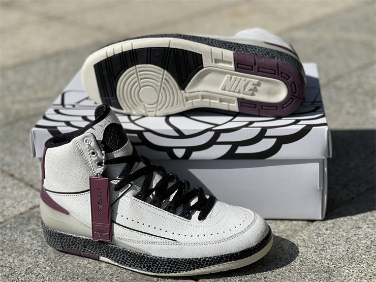 A MA MANIERE X AIR JORDAN 2 DO7216-100