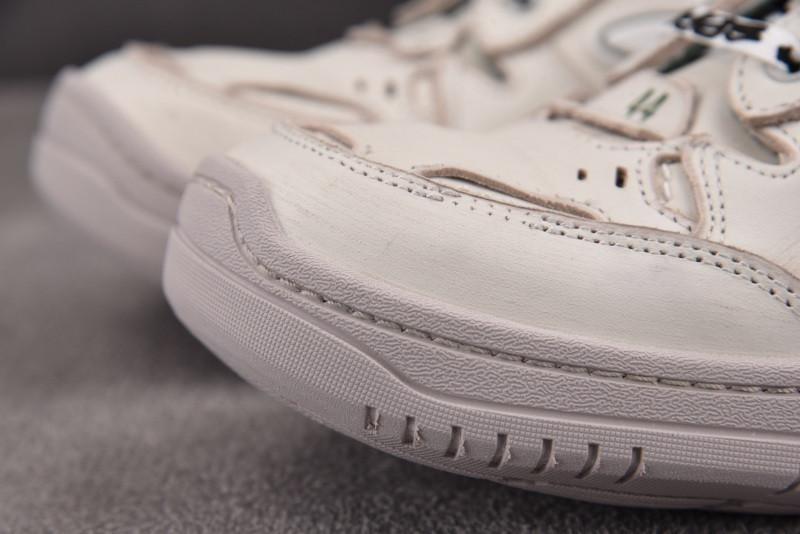 Ba1en*iaga Hamptons Worn-Out