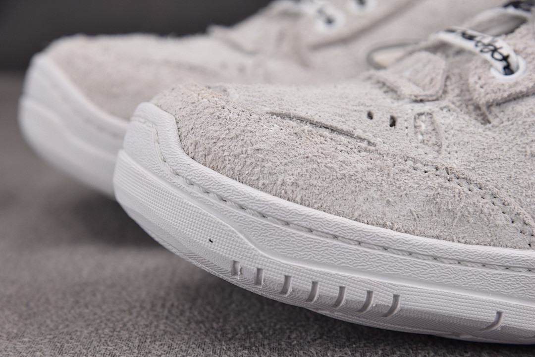 Ba1en*iaga Hamptons Worn-Out