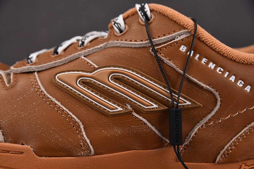 Ba1en*iaga Hamptons Worn-Out