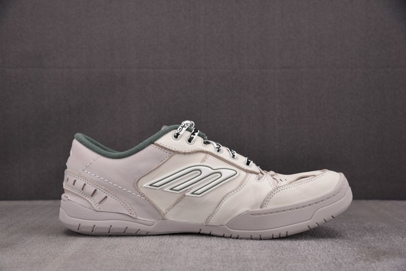 Ba1en*iaga Hamptons Worn-Out