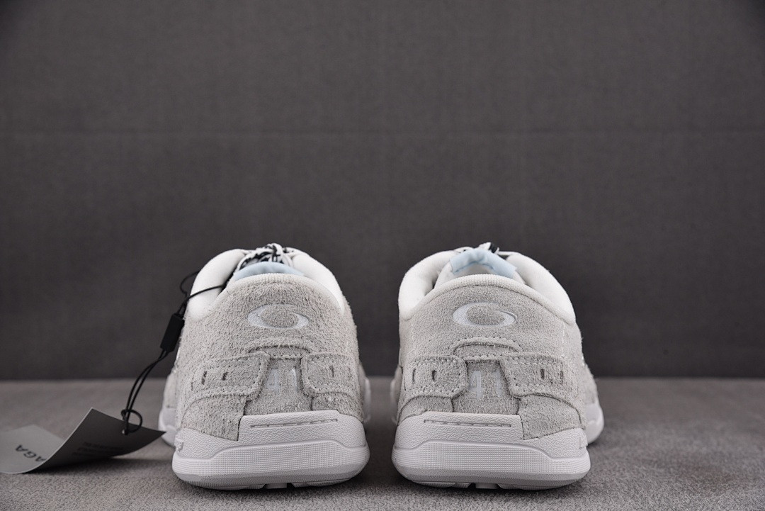 Ba1en*iaga Hamptons Worn-Out