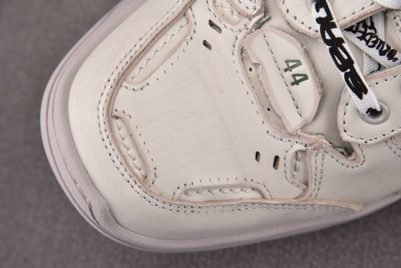 Ba1en*iaga Hamptons Worn-Out