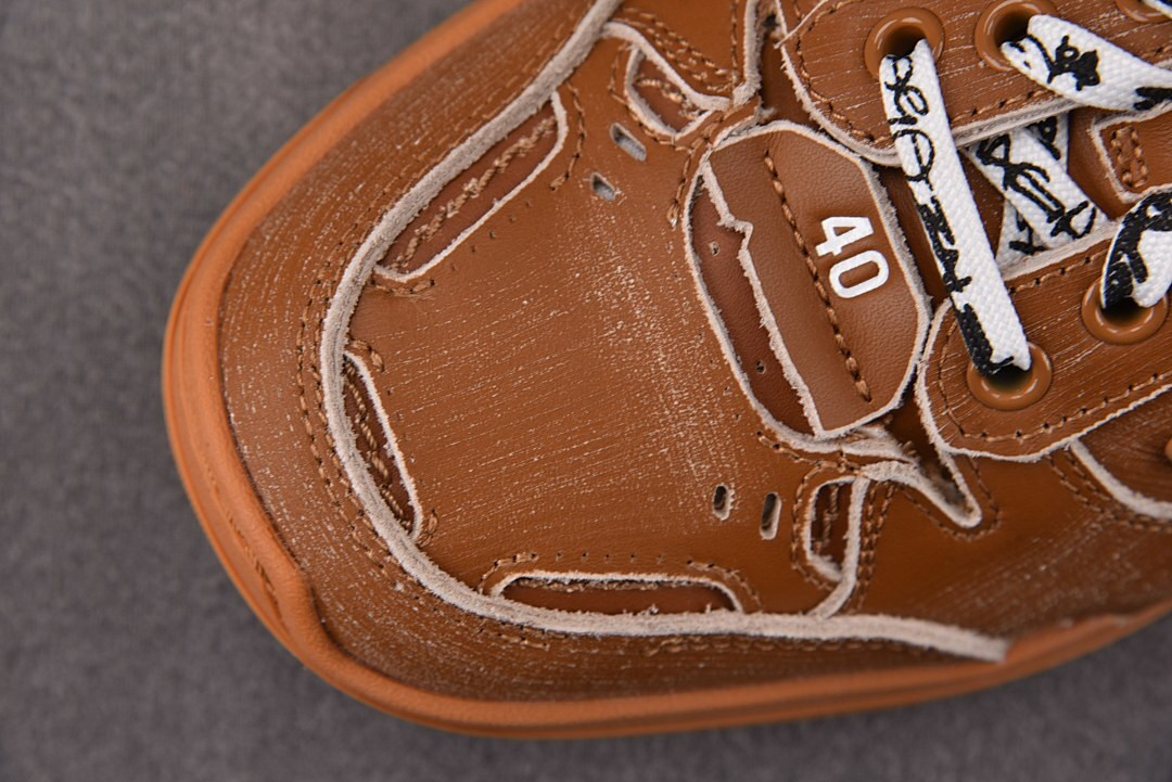 Ba1en*iaga Hamptons Worn-Out