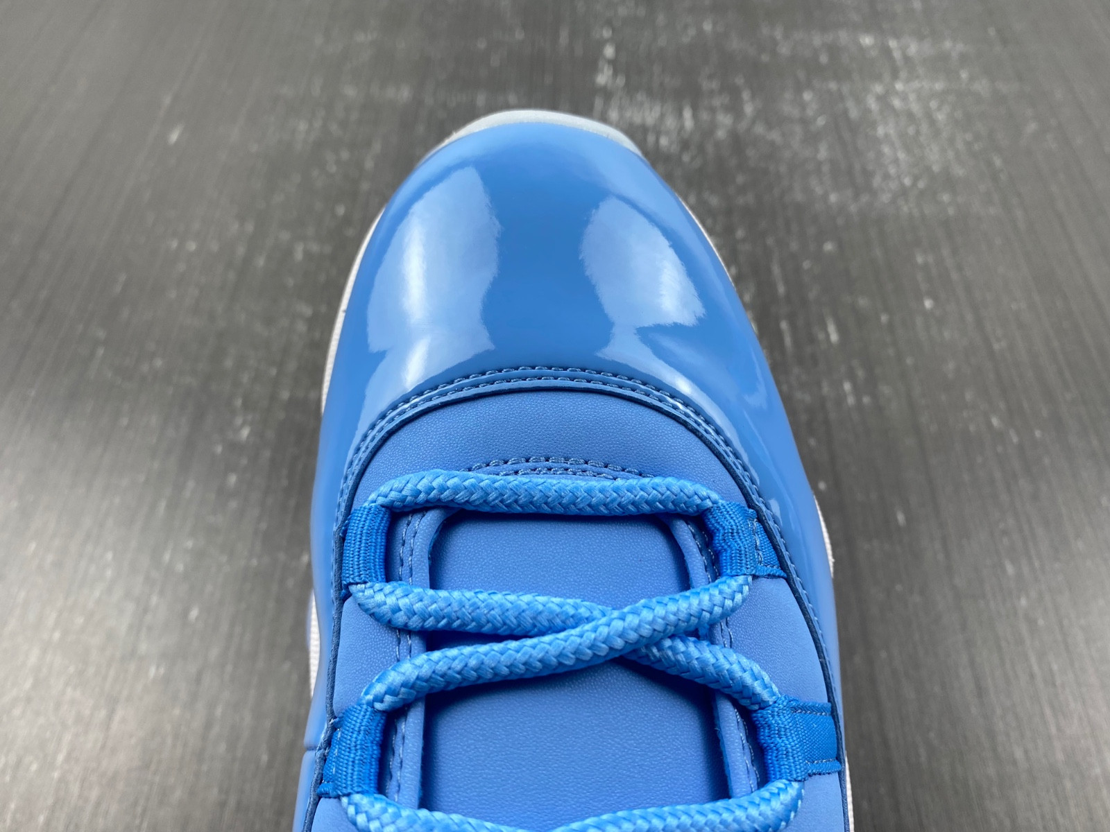 Jordan Ultimate Gift of Flight (11/29) - 717602-900