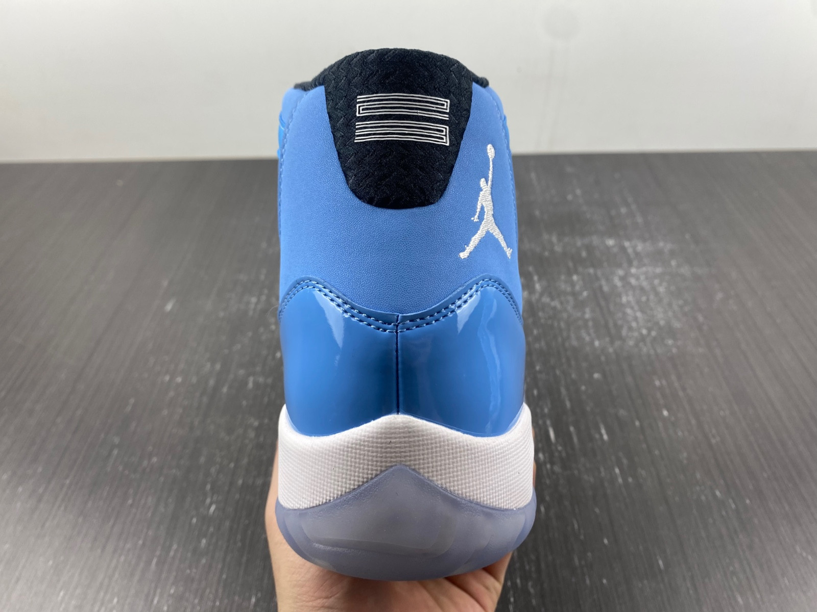 Jordan Ultimate Gift of Flight (11/29) - 717602-900