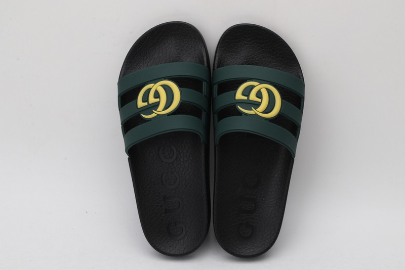 GUC LEATHER SLIDE